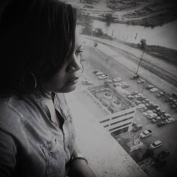 Meet your Posher, Kl - Picture 1 of 1